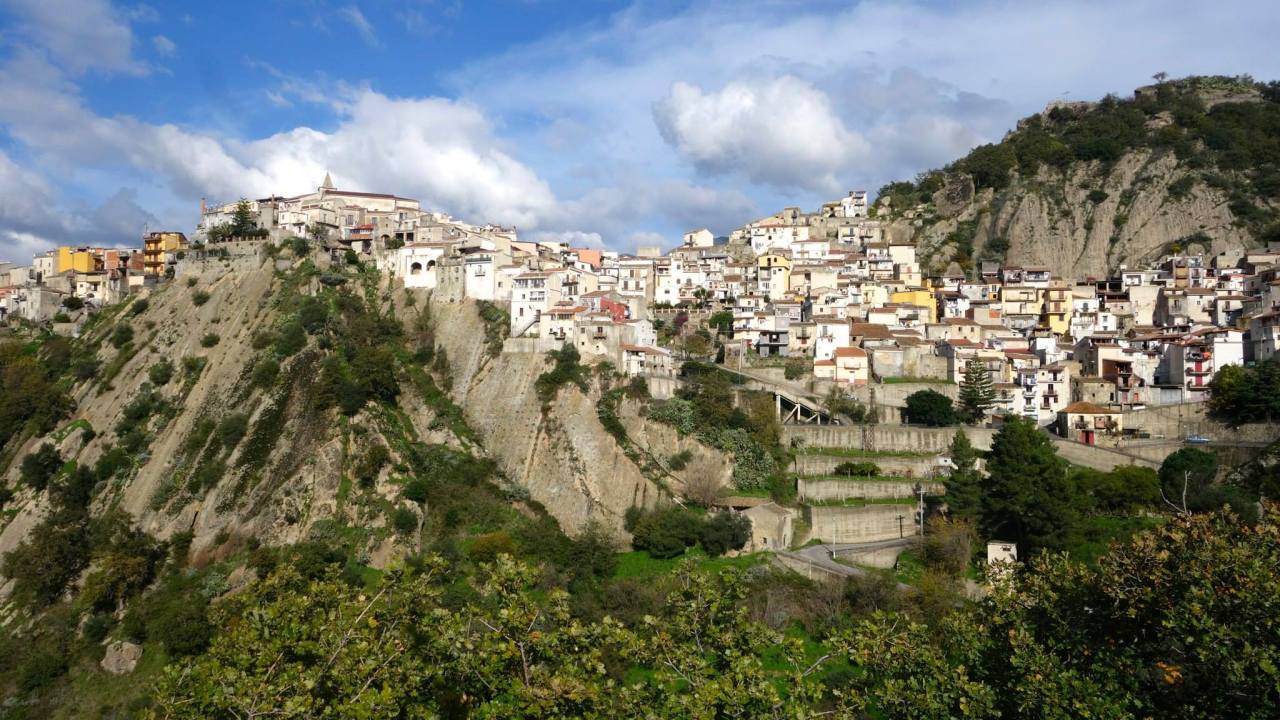 La Sicile et ses magnifiques volcans ( Etna, Stromboli,Vulcano) Palerme, Marsala, Corleone, Agrigento, Motta Camastra (Italie)&nbsp;2014